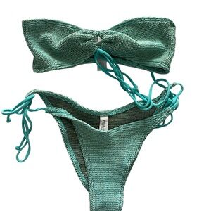 Bond-eye Turquoise Textured Swimwear